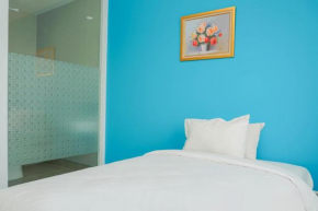Studio Room at Guest House Way Seputih near Taman Anggrek By Travelio
